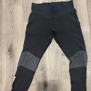 Women’s size Large Salomon running tights